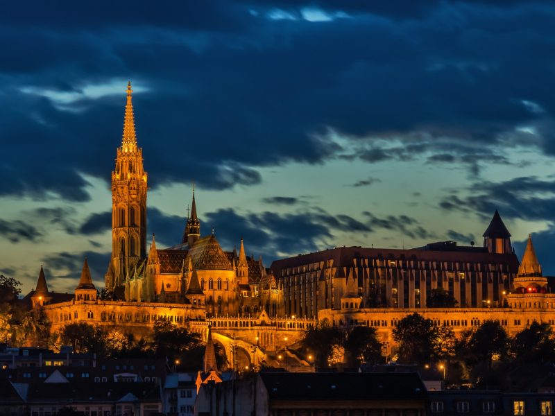architecture-budapest-building-47727
