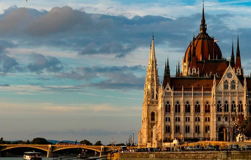 Βουδαπέστη “Η βασίλισσα του Δούναβη” – 4,5ημ.